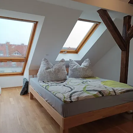 Ueber Den Daechern Von Érfurt Exterior foto
